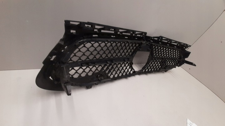 MERCEDES A-KLASA W177 2018- RENFORCEMENT CHÂSSIS GRILLE DE RADIATEUR CALANDRE GRILLE AVANT