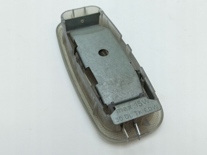 AMPOULE PLAFONNIERS ARRIÈRE MERCEDES-BENZ CLK A209 C209 A2028200401