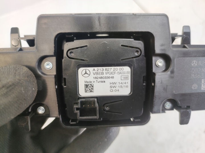 PANNEAU COMMANDE RADIO NAVIGATION MEDIA HORLOGE EUROPE MERCEDES E CLASSE W213 AMG