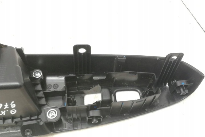 MOULURE DÉCORATIVE FLANC ARRIÈRE GAUCHES PORTES KIA SPORTAGE (SL) 83710F1010