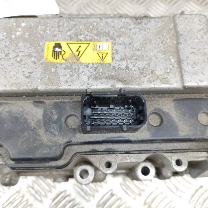 MERCEDES-BENZ E W213 2022 FALOWNIK CONVERTISSEUR TENSION