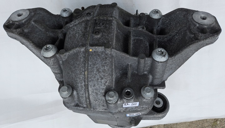 DIFFÉRENTIEL PONT ARRIÈRE MASERATI LEVANTE SQ4 06700376850 6700376850
