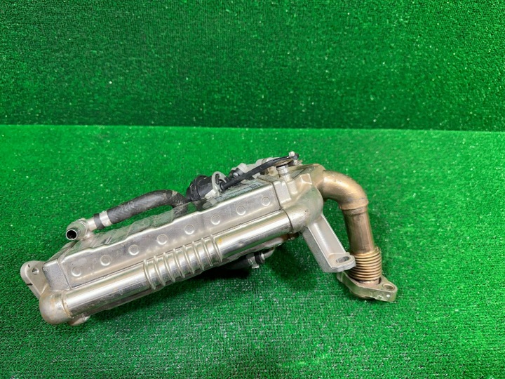 RADIATEUR GAZ D'ÉCHAPPEMENT BMW F45 F46 F48 F49 MINI COOPER 8515891