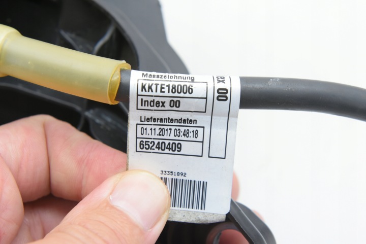 MERCEDES W213 BOÎTE FUSIBLES DISTRIBUTEUR COURANT CÂBLE