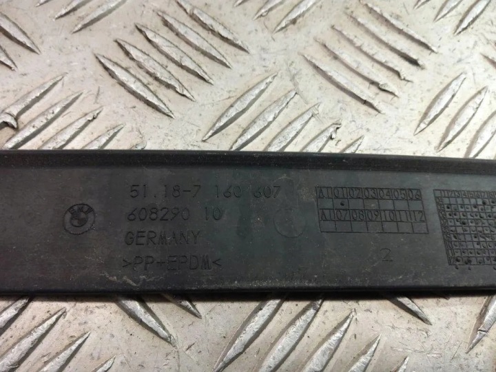 FIXATION NUMERU ENREGISTREMENT BMW X5 (E70) 7160607 3.0L GASOLINE 200KW 2007