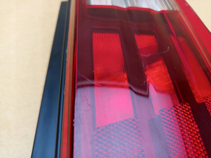 CITROEN BERLINGO IV PARTENAIRE 2018- PHARE ARRIÈRE DROITE DROIT ARRIÈRE 9820555280