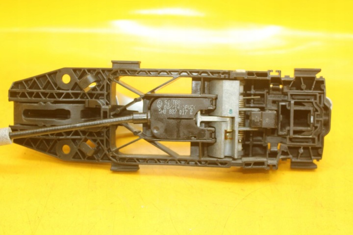 POIGNÉE EXTÉRIEUR DROIT AVANT VW GOLF VII LEON III 5N0837017E 5N0839885H