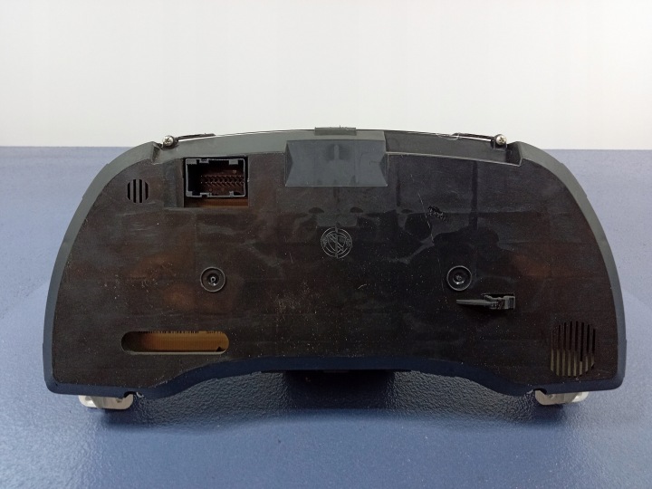 PUNTO II RESTYLAGE LIFT 1.2 8V COMPTEUR TABLEAU DE BORD EUROPE 46833366