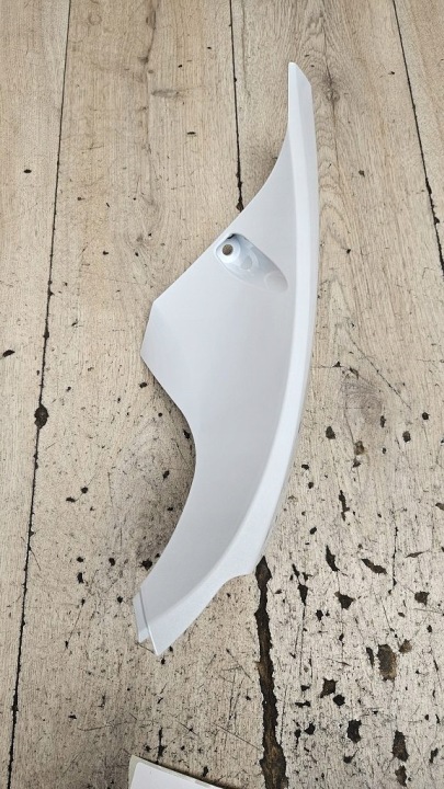 DÉFLECTEUR D'AIR DROITE SYM GTS JOYMAX 125 300 64304-L3A-000-QU