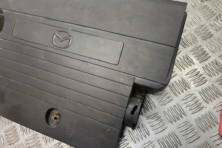 CHÂSSIS FILTRE AIR MAZDA 2 (DY) 3M719600AB 1.4L GASOLINE 59KW 2004