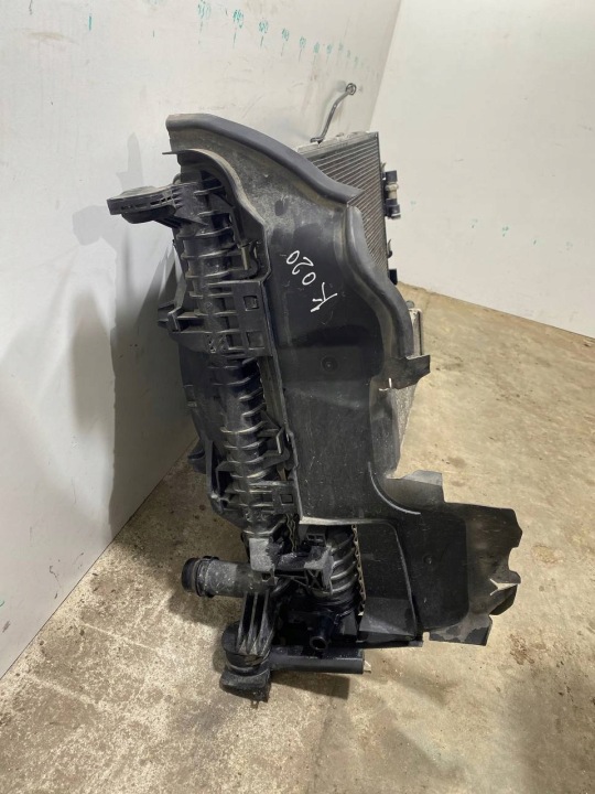 RADIATEUR AUDI A7 SPORTBACK 2013 4H0121003N