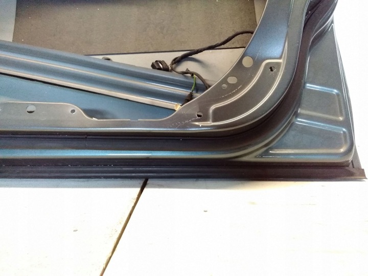 2012 MERCEDES-BENZ C W204 PORTES AVANT