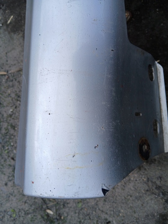 MOULURE SEUIL GAUCHE MERCEDES W211 BERLINE UNIVERSEL AVANTGARDE C368 368