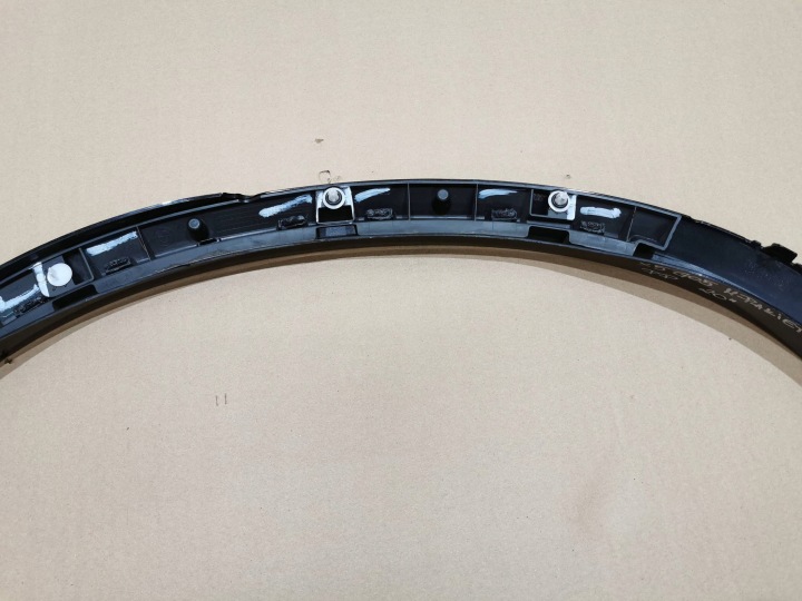 BMW X5 G05 MODULE 20’’ MOULURE SUR AILE ARRIÈRE DROITE ARRIÈRE EN BON ÉTAT 8069292