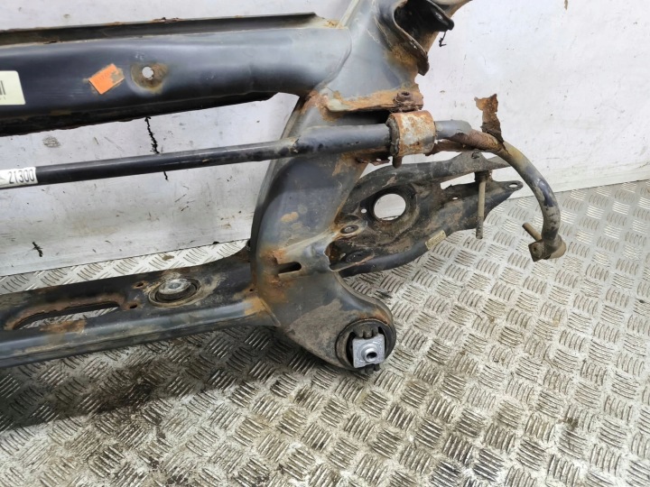 CHÂSSIS ARRIÈRE MERCEDES-BENZ E W213 2133504307