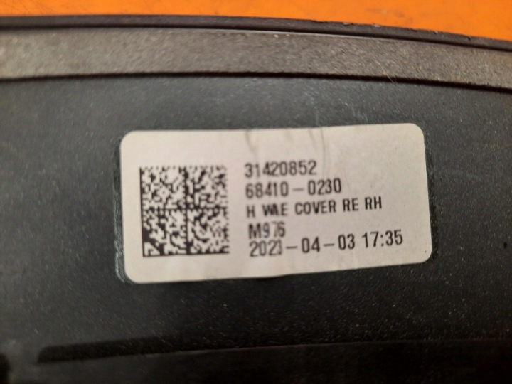 VOLVO V90 CC CROSS COUNTRY 16- MOULURE GARDE-BOUE GAUCHE ARRIÈRE GAUCHE ARRIÈRE 31420852