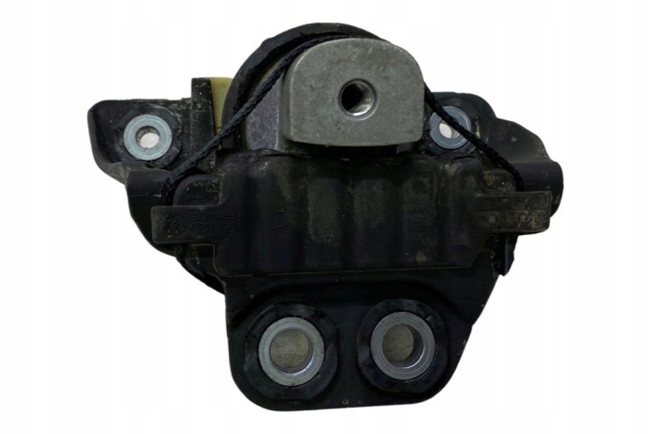 AVANT COUSSIN MOTEUR VOLVO V60 31686885 2.0L DIESEL 140KW 2019