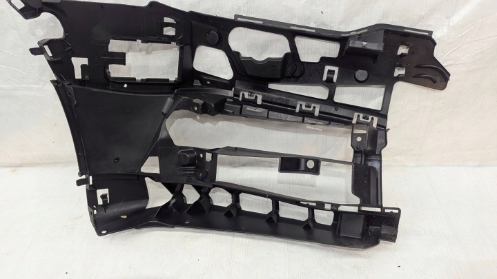 GLISSIÈRE PARE-CHOCS AVANT AVANT BMW 5 G30 G31 51117385345
