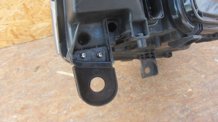 AVANT GAUCHE PHARE AUDI A6 C6 4F0 XÉNON 4F0941003AK