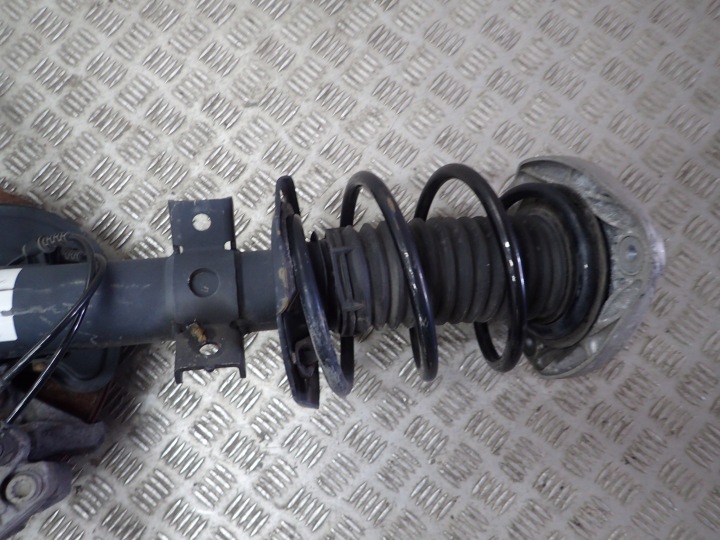 MERCEDS SLC R172 SUSPENSION ROTULE DE DIRECTION AMORTISSEUR BRAS DE SUSPENSION AVANT GAUCHE N154
