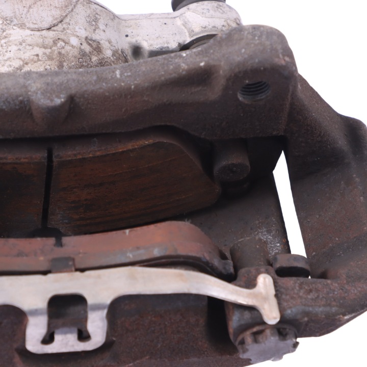 AUDI A4 B8 A5 8T ÉTRIER DE FREIN DE FREIN DROIT AVANT 8K0615124H