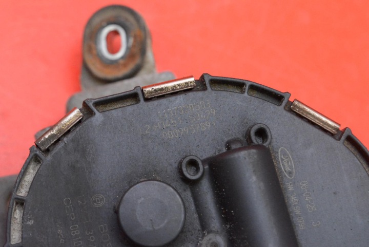 PETIT MOTEUR ESSUIE-GLACES GAUCHE AVANT EUROPE 6M21-17504-AK FORD GALAXY MK2 06-10
