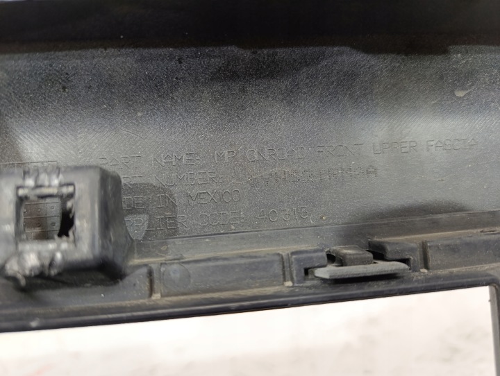 JEEP COMPAS II 2 PARE-CHOCS AVANT AVANT OM EN BON ÉTAT OM