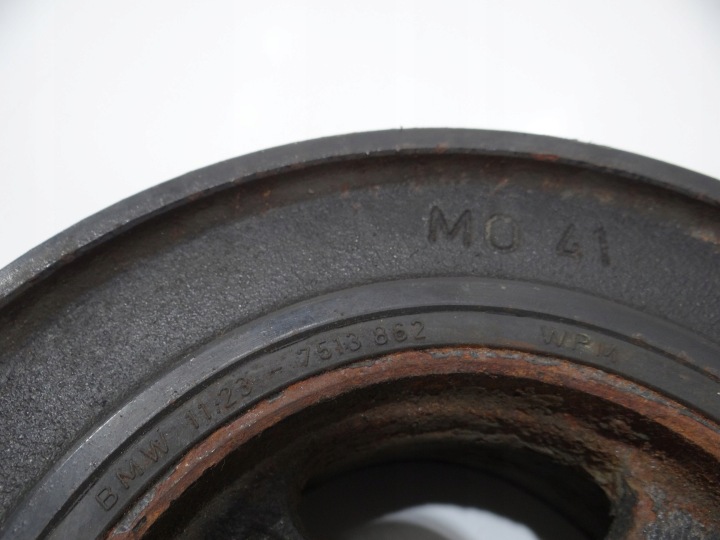KOLO POULIE ARBRE BMW E60 E61 OE M54B25 7513862 (16750629)
