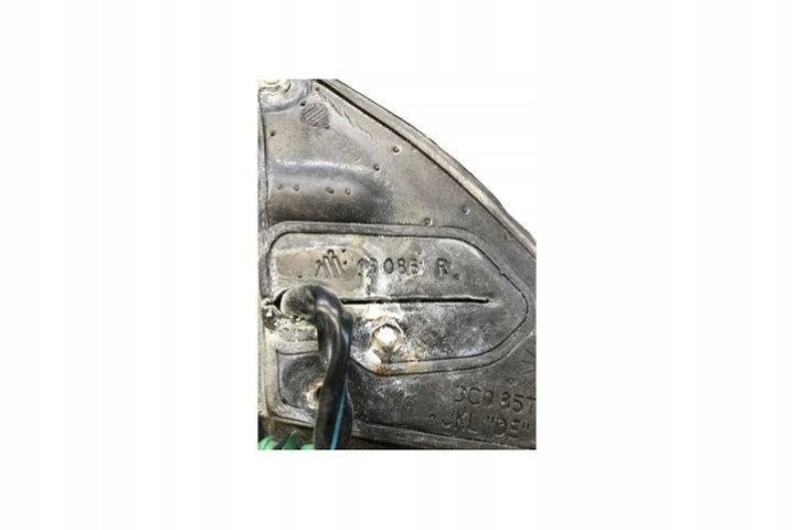 RÉTROVISEUR DROIT VW PASSAT VARIANT B6 (3C5) 13086 2.0L DIESEL 125KW 2010