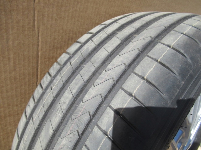 JANTES PNEUS ROUES ET60 DOT 31/25 235/55/R17 VW T6 MULTIVAN 7T0601025A NOUVEAU
