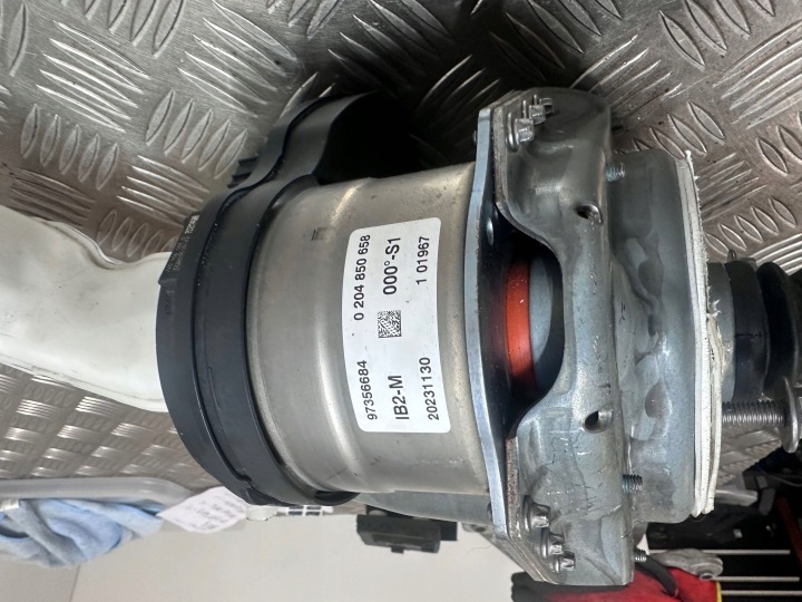 AUDI A3 8Y 2023 SUPPORT FREINS