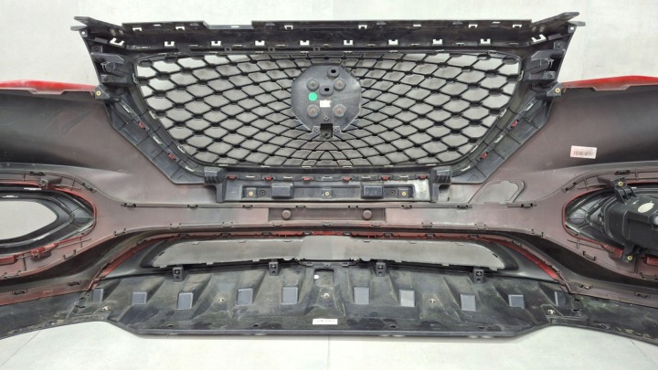 PARE-CHOCS AVANT AVANT MG HS 18-20 1 PHARES ANTIBROUILLARD
