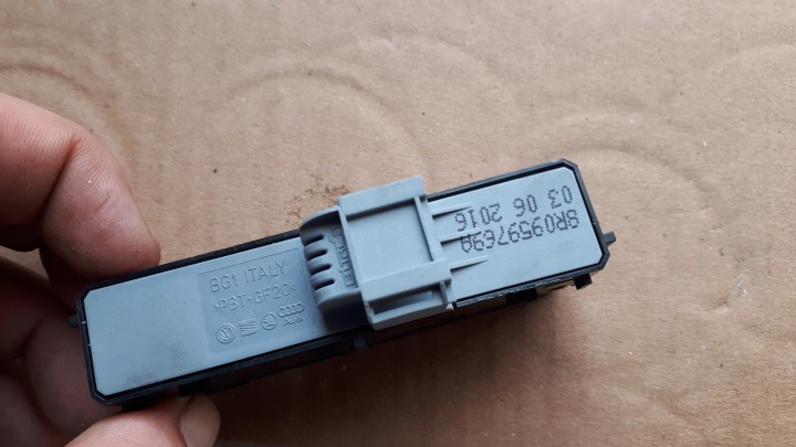 SQ5 8R Q5 BOUTON MÉMOIRE SIÈGES 8R0959769A