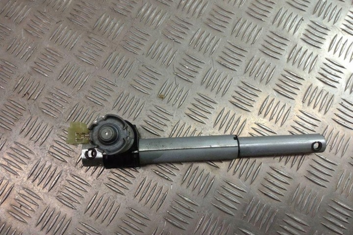 PETIT MOTEUR AVANT GAUCHE SIÈGES BMW 5 (F10) 9168757 2.0L GASOLINE 2013