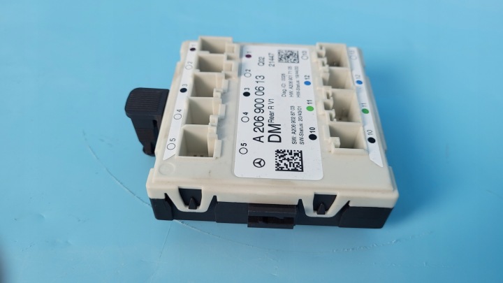 MERCEDES W206 21R MODULE CONFORT PORTES DROIT ARRIÈRE A2069000613