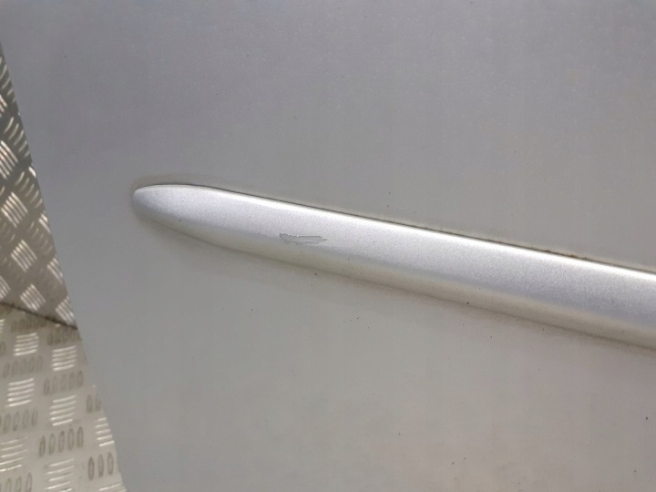 PORTES GAUCHE AVANT MAZDA 5 EY2