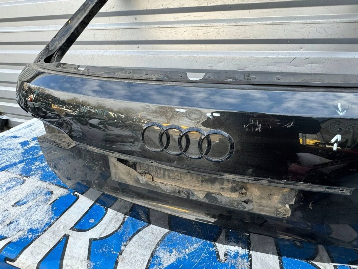 AUDI A6 C8 4K9 UNIVERSEL COUVERCLES DE COFFRE ARRIÈRE 4K9827446