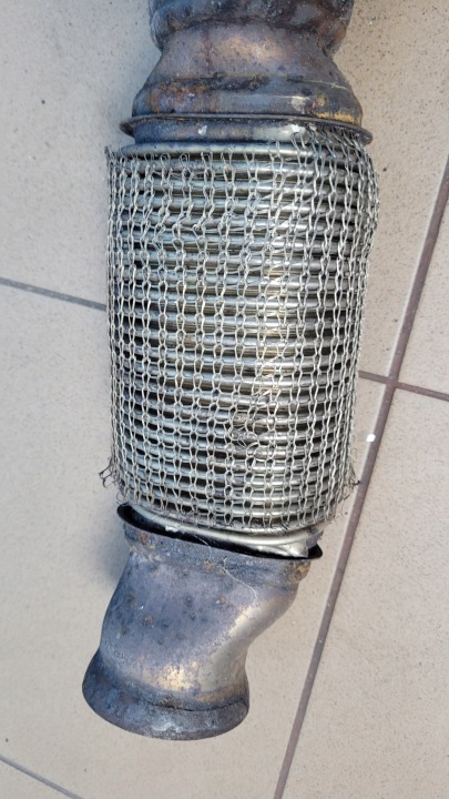 MERCEDES W218 CLS 350 15R ÉCHAPPEMENT SILENCIEUX CATALYSEUR CENTRAL A2124909814