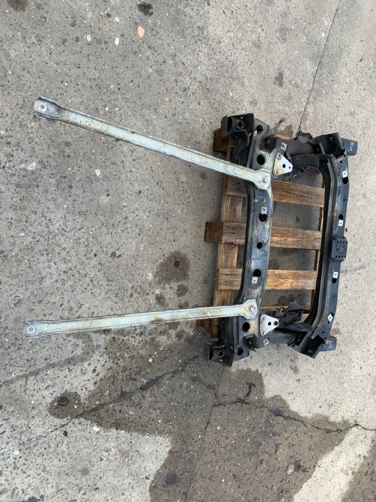 MERCEDES E CLASSE W213 3.0 CDI CHÂSSIS CHÂSSIS BERCEAU SUSPENSION MOTEUR ORIGINAL