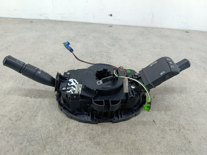 COMMUTATEUR COMPOSITE RENAULT MEGANE II 820021376 1.6 16V