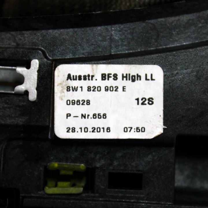 ADMISSION AIR CONSOLES AUDI A4 AVANT (8ED, B7) 8W1820902 2.0L 2017