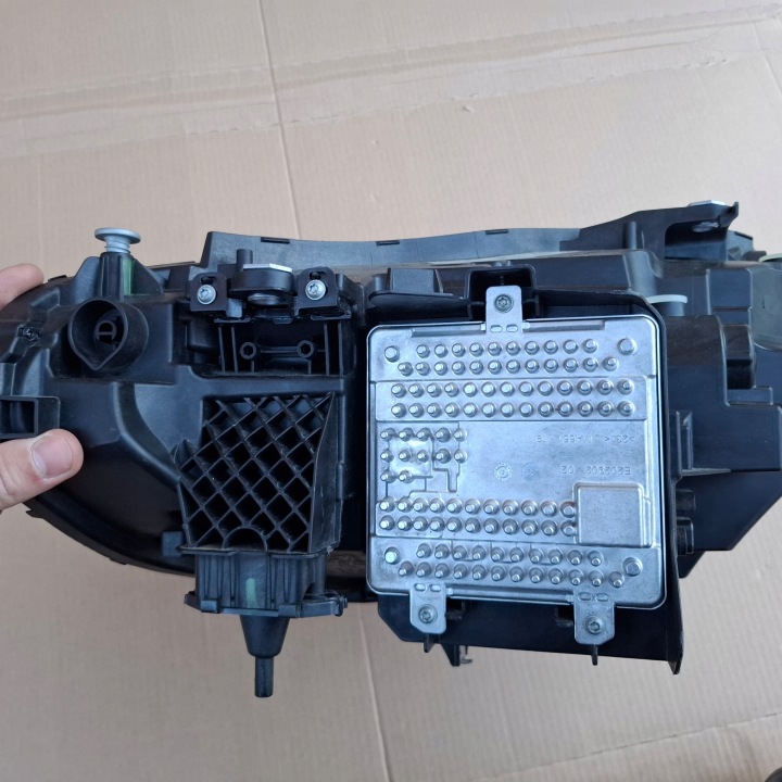 PROJECTEUR PHARE AVANT DROITE BMW 2 G42 M2 G87 CS COULEUR DORÉE GOLD 5A320F4-08 23