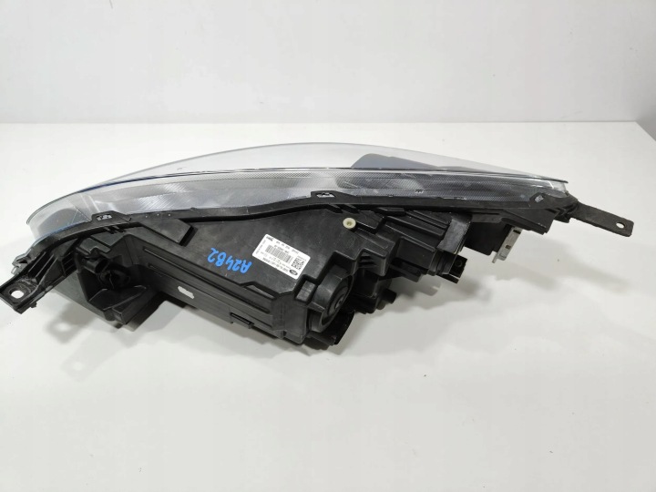 FORD KUGA III MK3 PHARE DROIT AVANT EUROPE