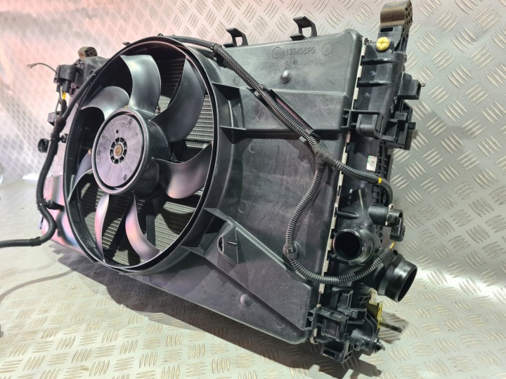 ENSEMBLE RADIATEURS RADIATEUR EAU ÉCHANGEUR D'AIR DE SURALIMENTATION ZAFIRA C ASTRA J 1.6 1.7 CDTI