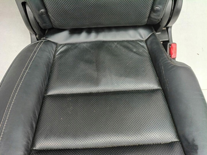 JEEP GRAND CHEROKEE WK2 RESTYLAGE 14 – SIÈGE BANQUETTE ARRIÈRE DROIT ARRIÈRE OVERLAND