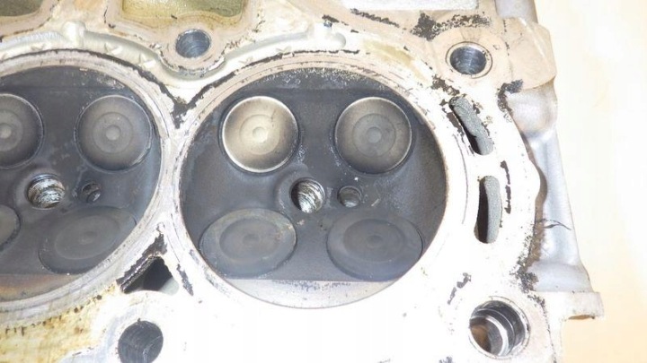 CULASSE MOTEUR 58 MILLE KM CITROEN PEUGEOT 1.2 THP 9808067110 10XTA4