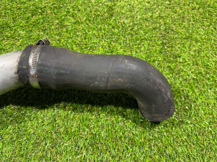 BMW 3 E46 2004 TUYAU TUYAU ÉCHANGEUR D'AIR DE SURALIMENTATION