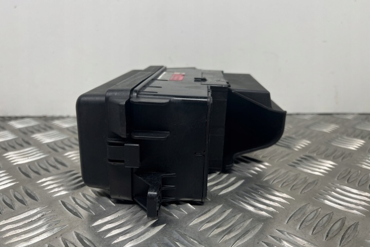 BOÎTE FUSIBLES MINI COOPER (R56) 9213372 1.6L DIESEL 66KW 2010