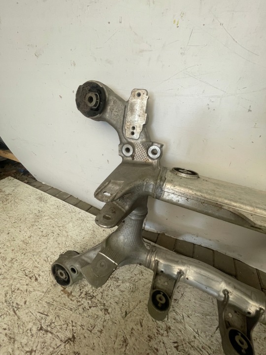 CHÂSSIS CHÂSSIS ARRIÈRE BMW 5 F10 F11 6799103