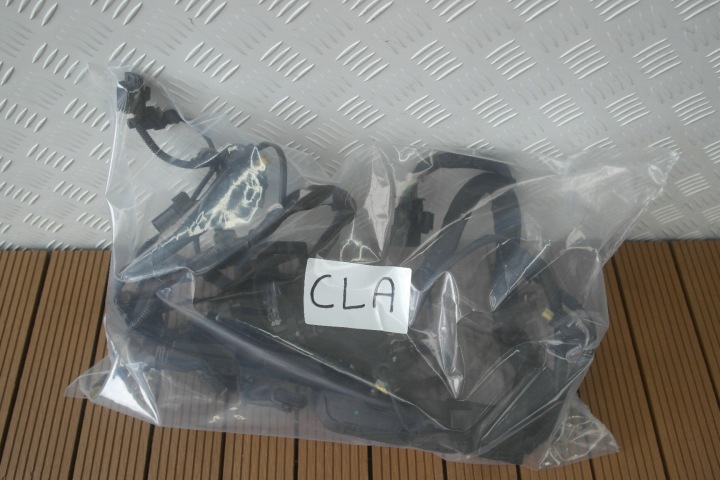 MERCEDES CLA W117 13-19 1.6 CGI FAISCEAU DE CÂBLES INSTALLATION ÉLECTRIQUE MOTEUR A2700104002 OE